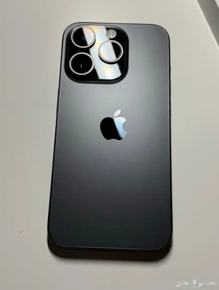 أيفون 15برو 256 اسود 1