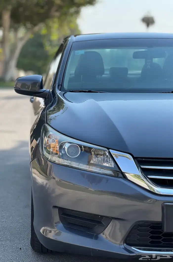 هوندا أكورد 2013 ممشى قليل ستاندرد نظيف جدا 14