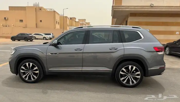 فلوكس واجن تيرامونت فل كامل R-Line 6