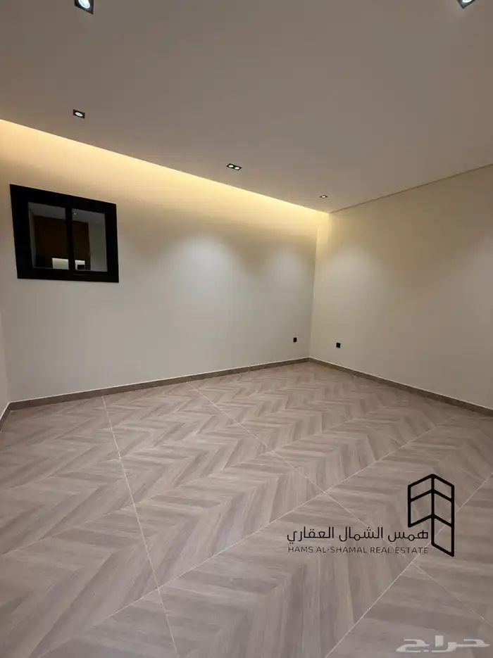 للبيع فيلا نص ارض حي الفلاح 16