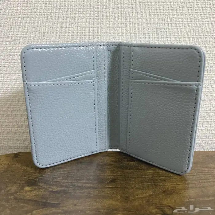 محافظ بطاقات جلد بألوان مختلفه 1