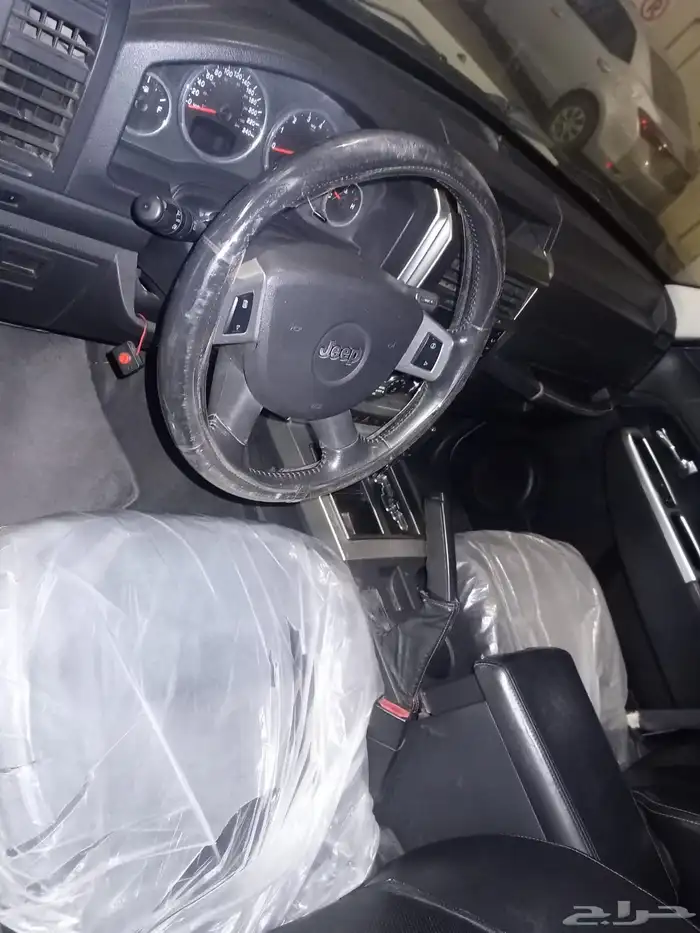 شيروكي 2010 فل كامل للبيع 5