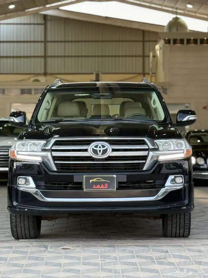 في اكس ار - 2019 - مكينة 57 - فل كامل - ب 185 الف 0