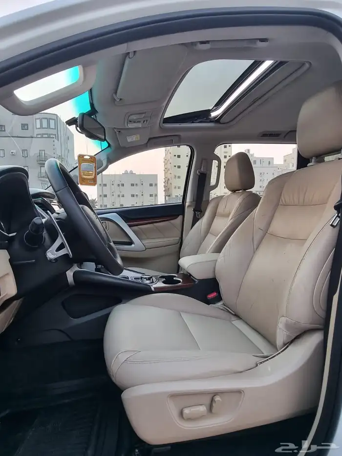 ميتسوبيشي مونتيرو 2018 فل لميتد سبورت 8