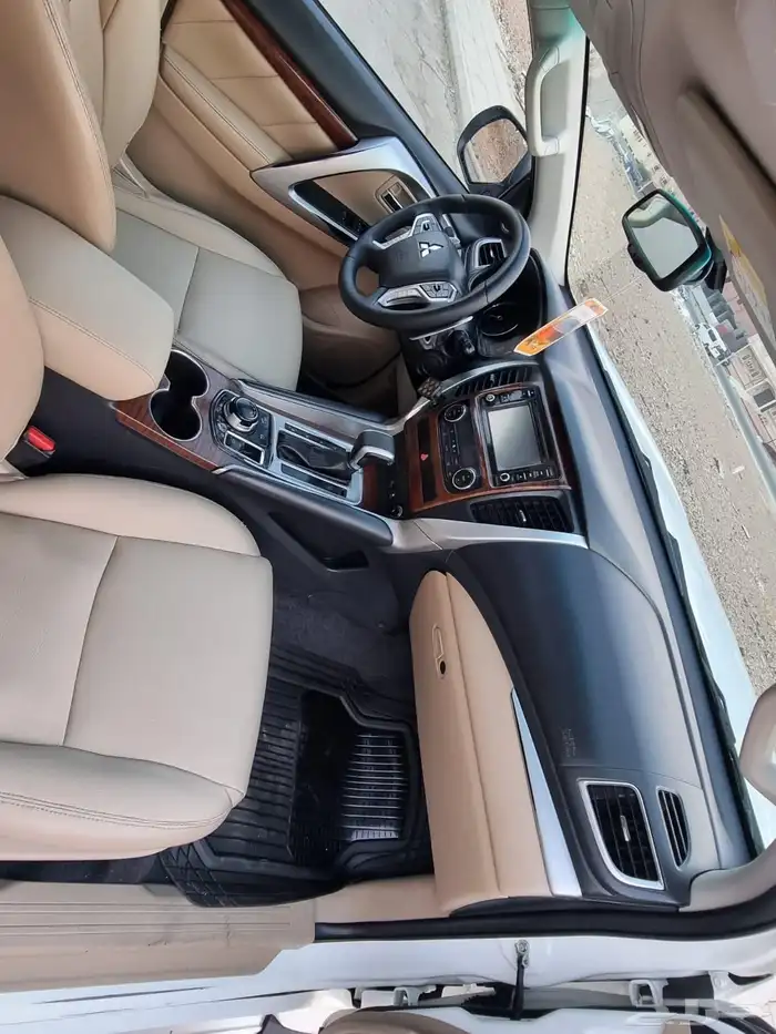 ميتسوبيشي مونتيرو 2018 فل لميتد سبورت 17