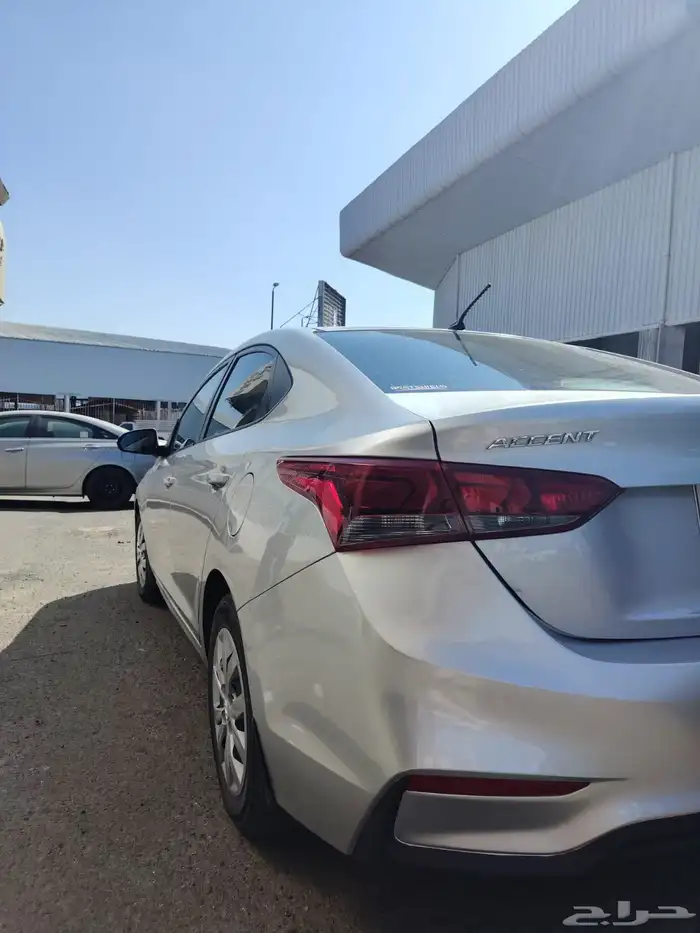 هيونداي اكسنت 4