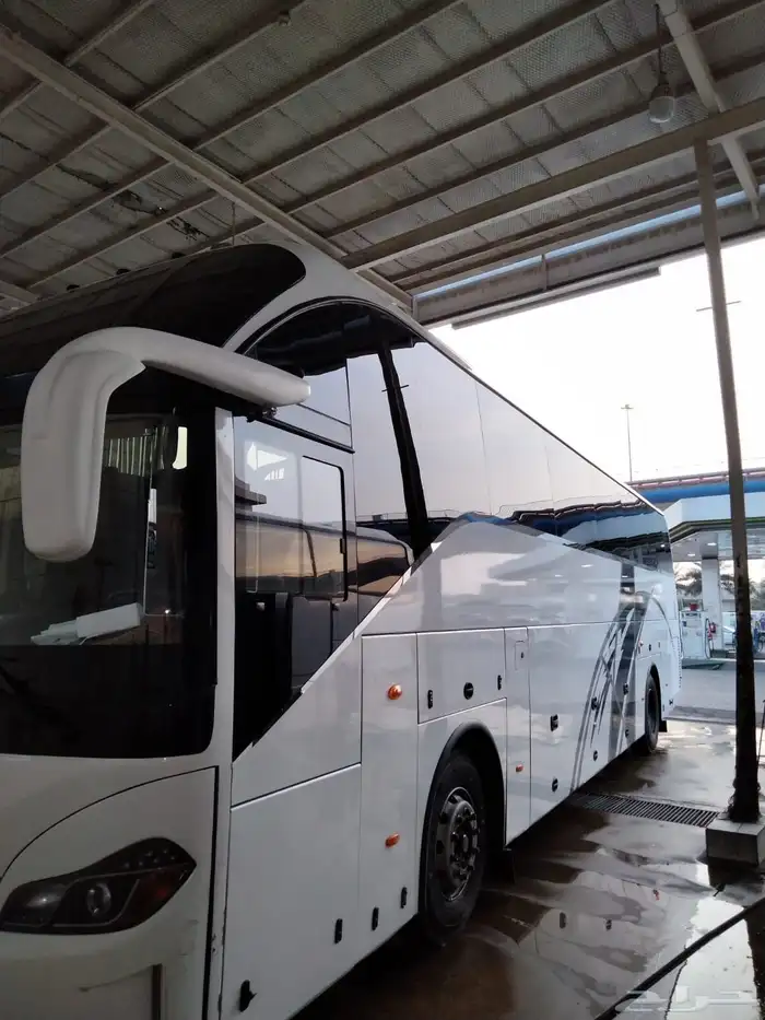 حافلات فاخرة للإيجار VIP l 0