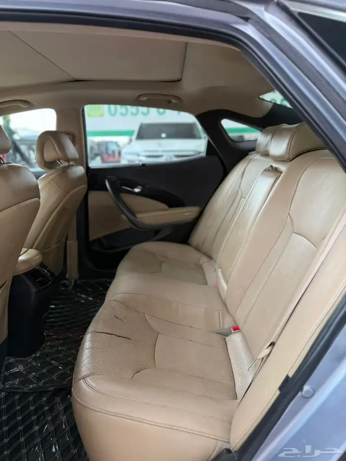 للبيع ازيرا 2016 فل كامل مخزن 12