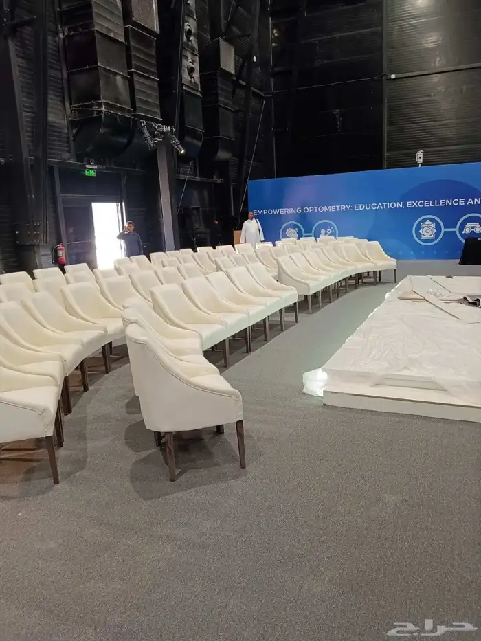 تاجير كنب مفرد كنب ثلاثي تاجير دفايات تاجير شاشات تاجير كراس 0