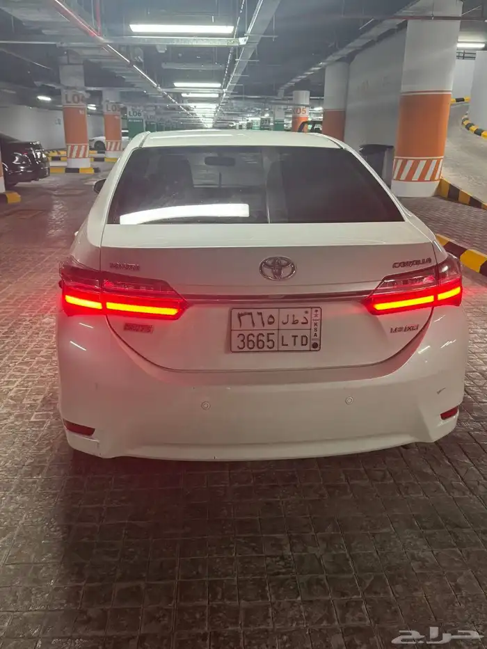 للبيع تويوتا كورولا 2019 3