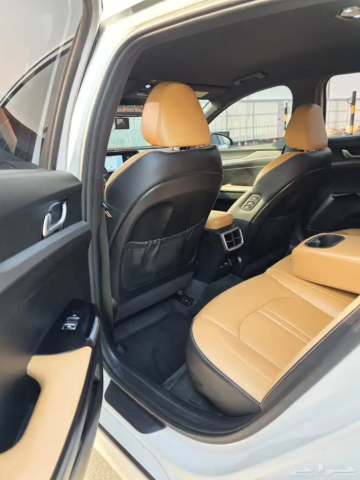 كيا K5 فل كامل نظيفه جدا وارد كوريا 7