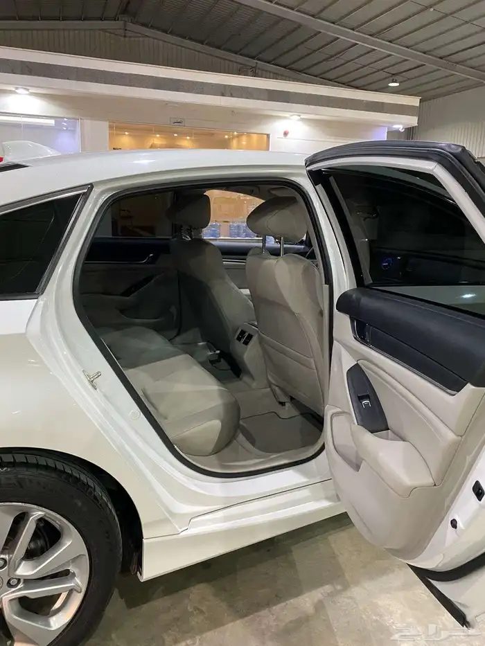 للبيع اكورد 2020 ممشى قليل 12