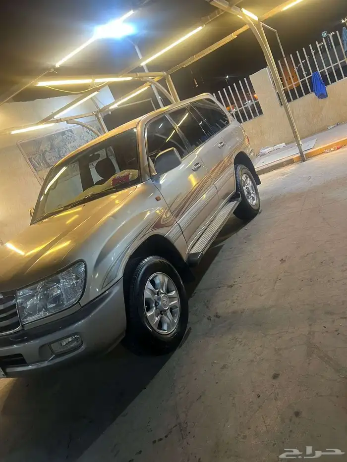 جيب لاندكروزر موديل 2003جير تومتيك فحص جديد استماره جديد 0