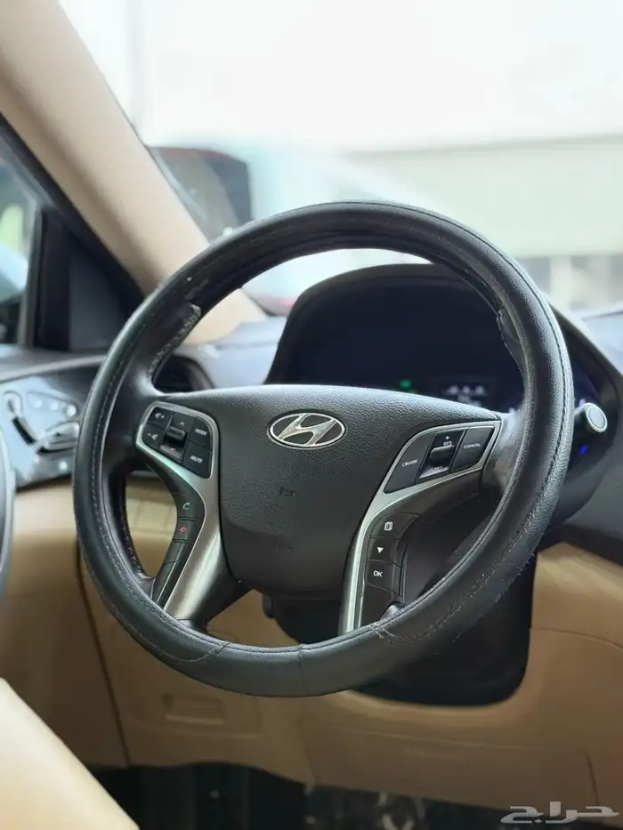 للبيع ازيرا 2016 فل كامل مخزن 13