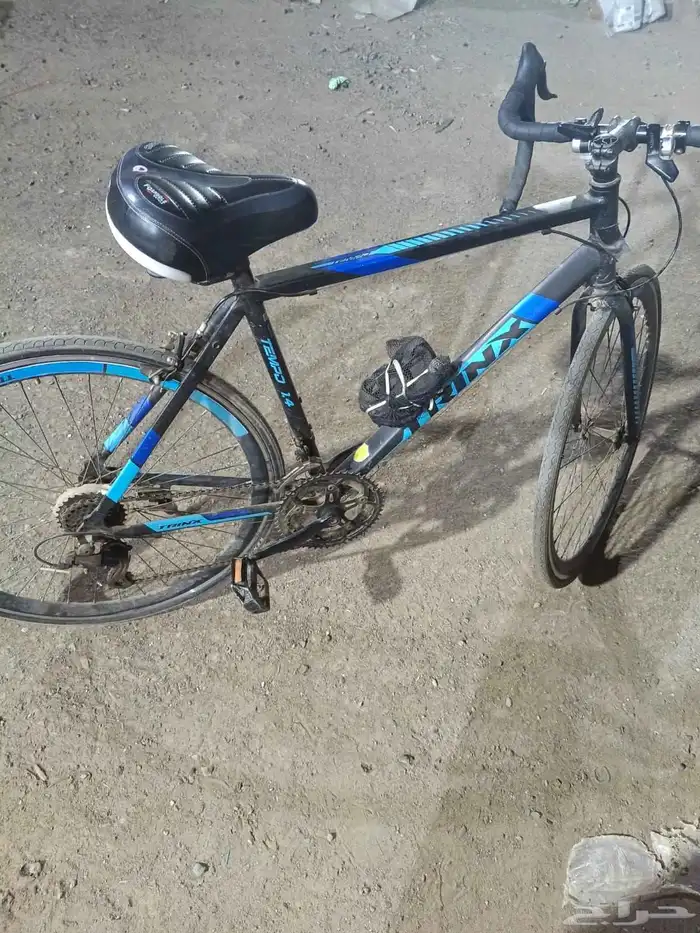 دراجة هوائيه سباق نظيف جدا ب 350 0