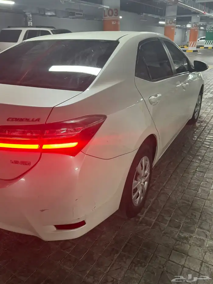 للبيع تويوتا كورولا 2019 4