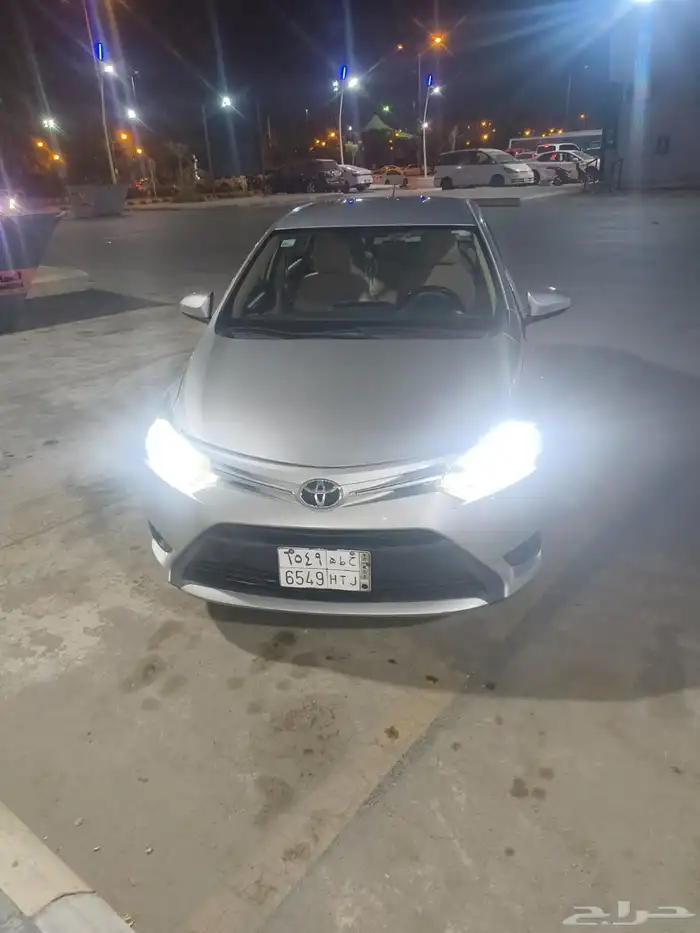 تويوتا يارس 2015 2