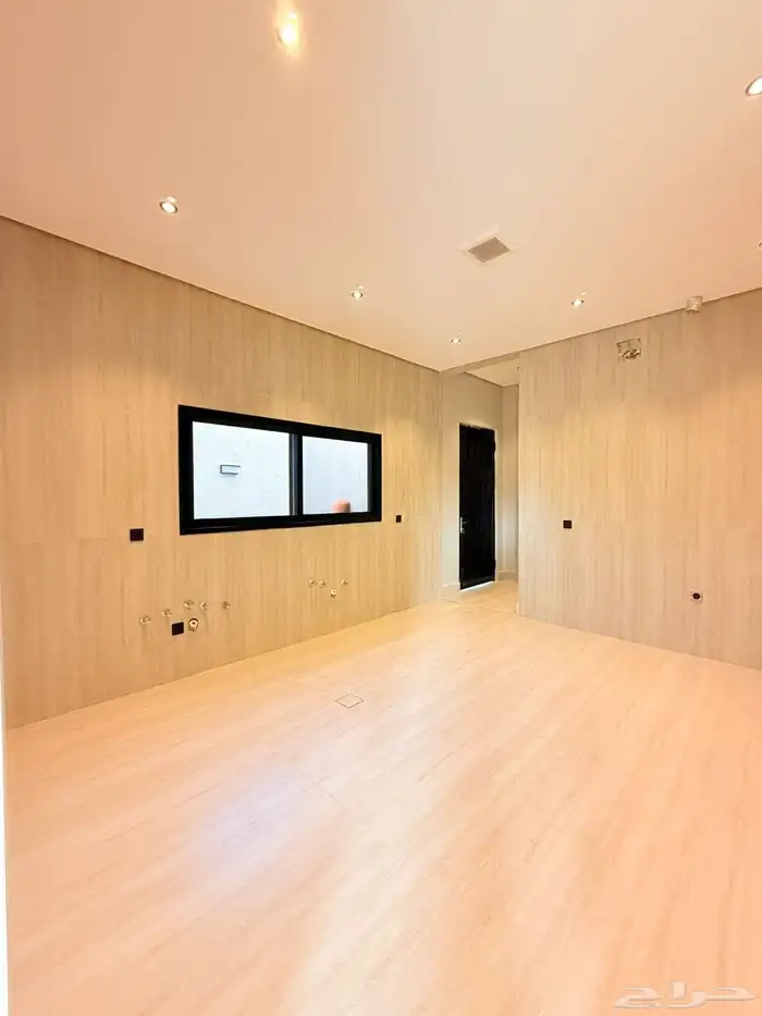 للبيع فيلا مساحة 420 السعر مليون و450 9