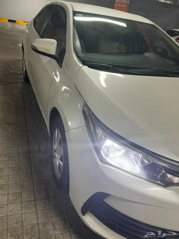 للبيع تويوتا كورولا 2019 5