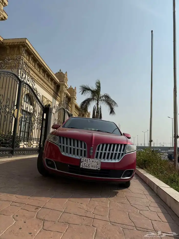 لنكولن MKT 2012 3