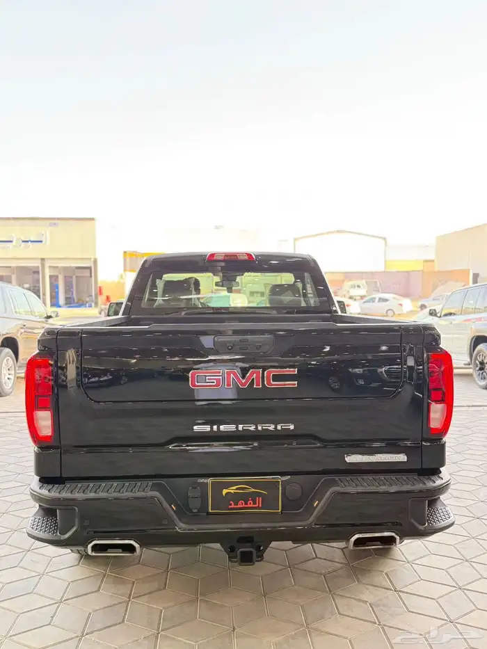 جي ام سي - سييرا - 2023 - الفيشن 12