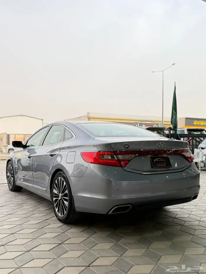 للبيع ازيرا 2016 فل كامل مخزن 7