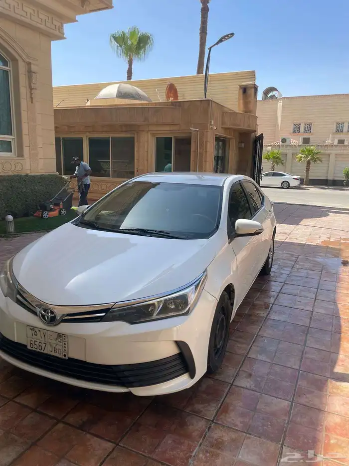 تويوتا كرولا 2017 11