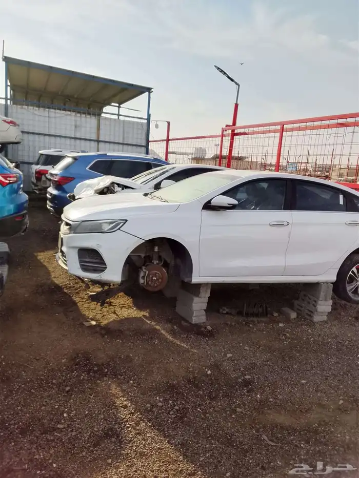 قطع غيار سيارات تشليح اليابانية والكورية والصينية 0