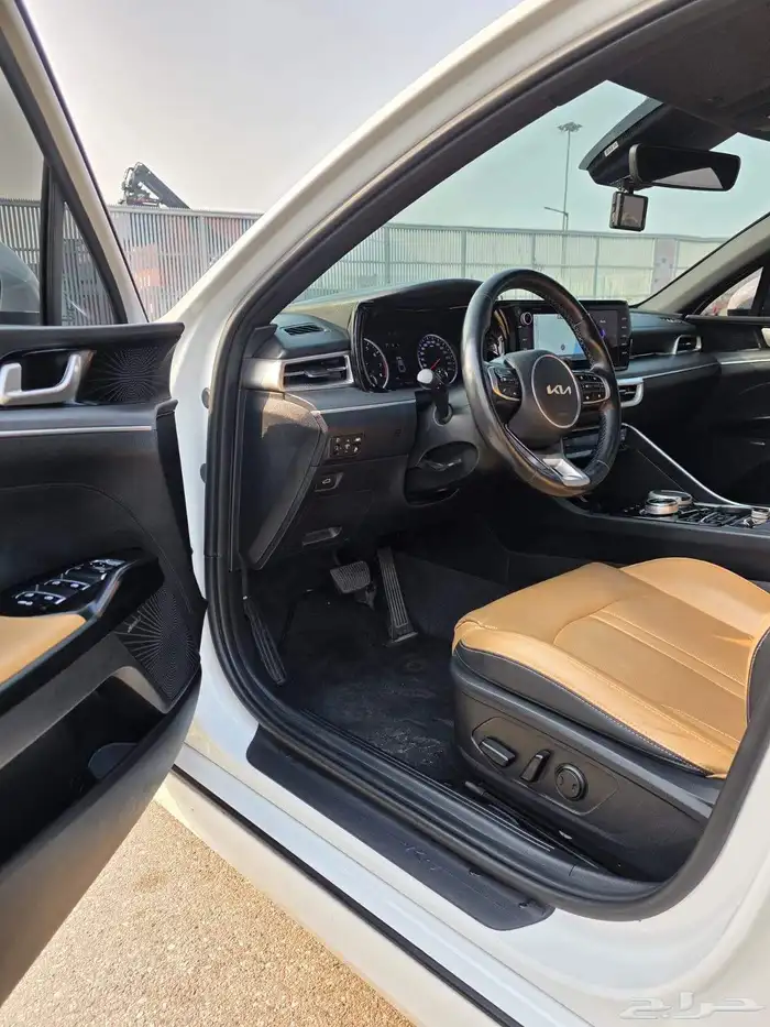 كيا K5 فل كامل نظيفه جدا وارد كوريا 12
