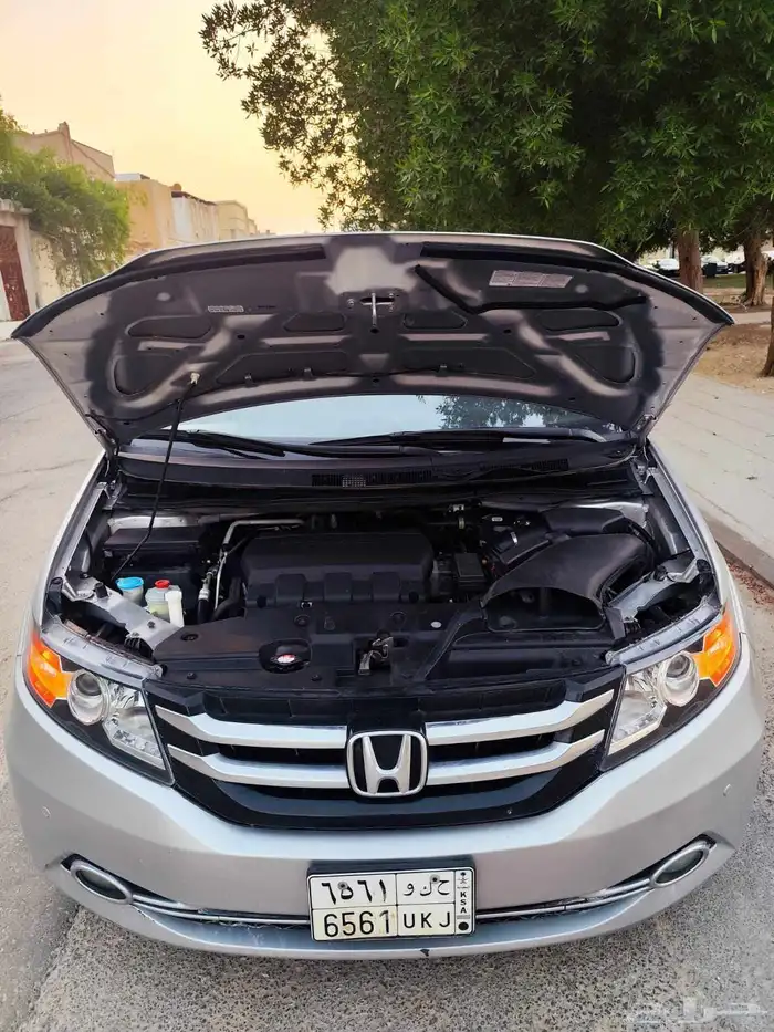 للبيع هوندا اوديسي فل كامل اخت الجديدة بالاحساء 2015 8