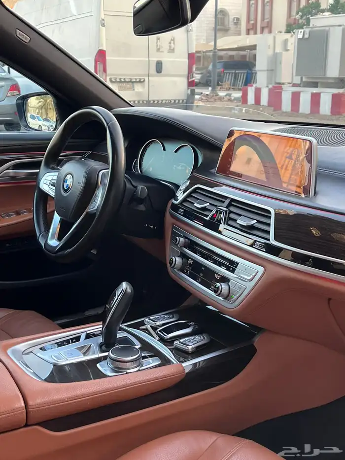 بي ام دبليو - 730 بمواصفات 740 8