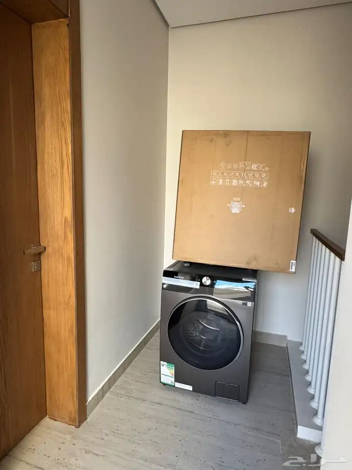 تاون هاوس راقي للإيجار (مؤثث بإثاث فاخر) 16