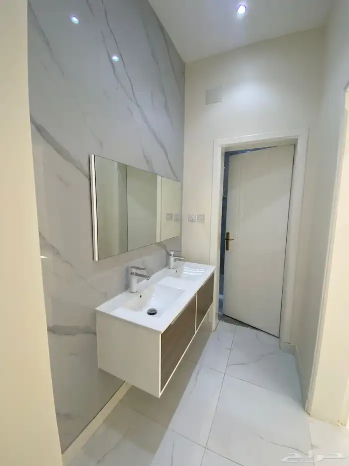 قيلا روف علويه للبيع حي الصفا السعر 780 قابل للتفاوض 4