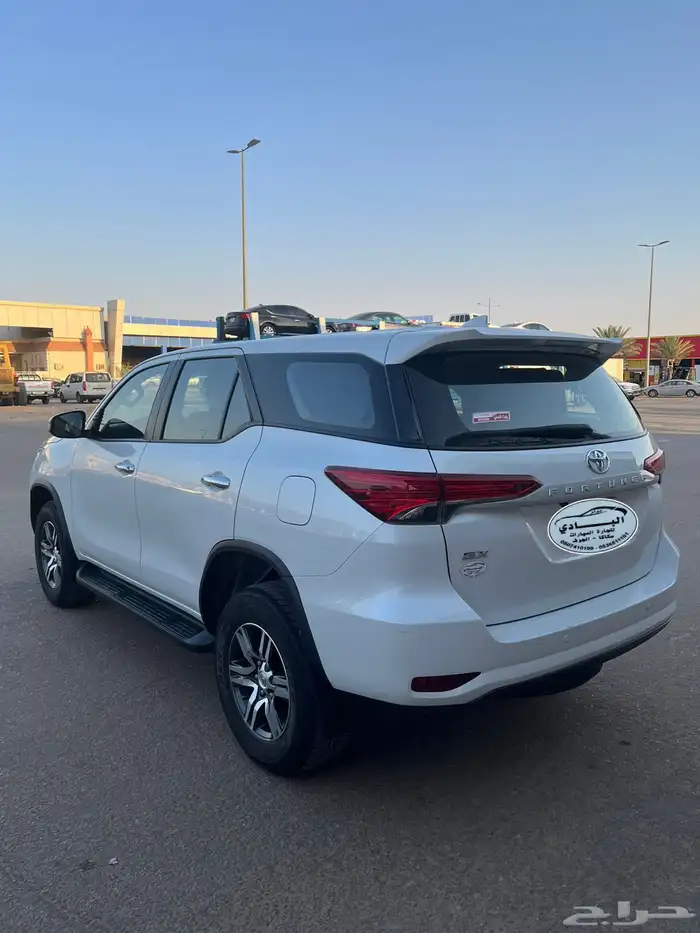 فورتشينر 2023 بدون دبل 6