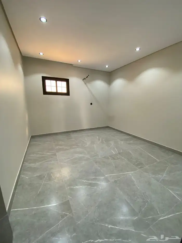 فيلا روف علوي للبيع حي الصفا السعر 680 7