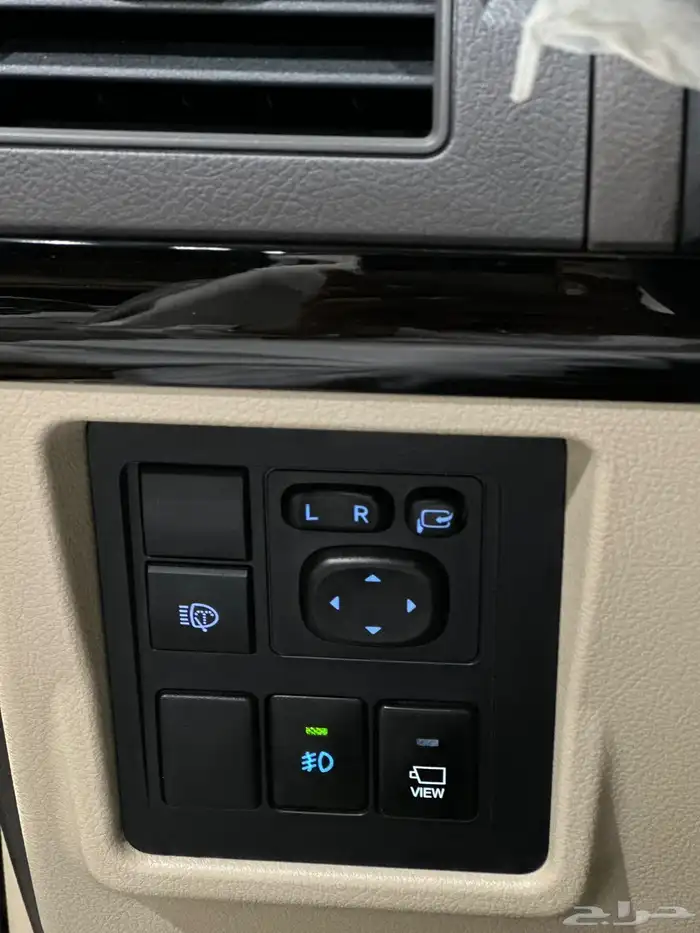 للبيع - برادو - 2022 - TXL- بنزين - دبل - V6 - وكالة 17