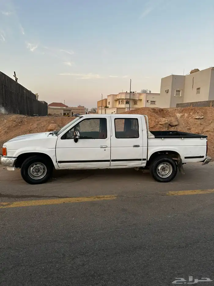 نيسان بك اب داتسون 1989 ددسن للبيع استمارة جدبدة 0