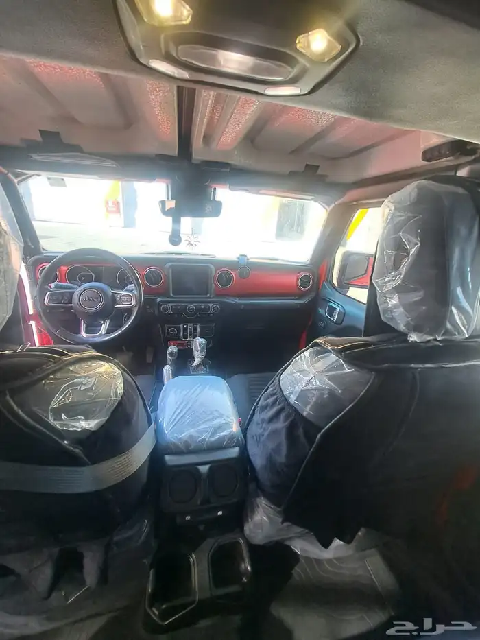 جيب جلاديتر روبيكون موديل 2021  فل كامل  أحمر 6