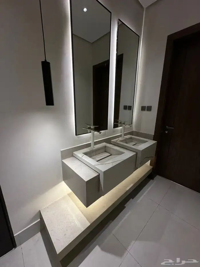 فيلا روف علوي للبيع حي الاخضر السعر 680 9