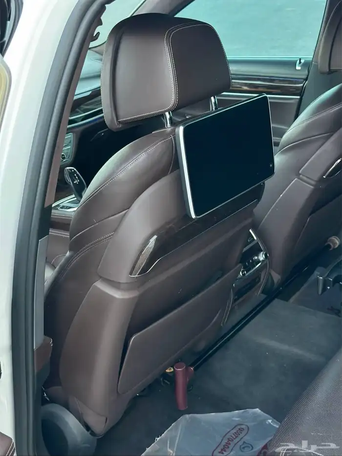 للبيع بس ام دبليو 2016 الفئة السابعة 7