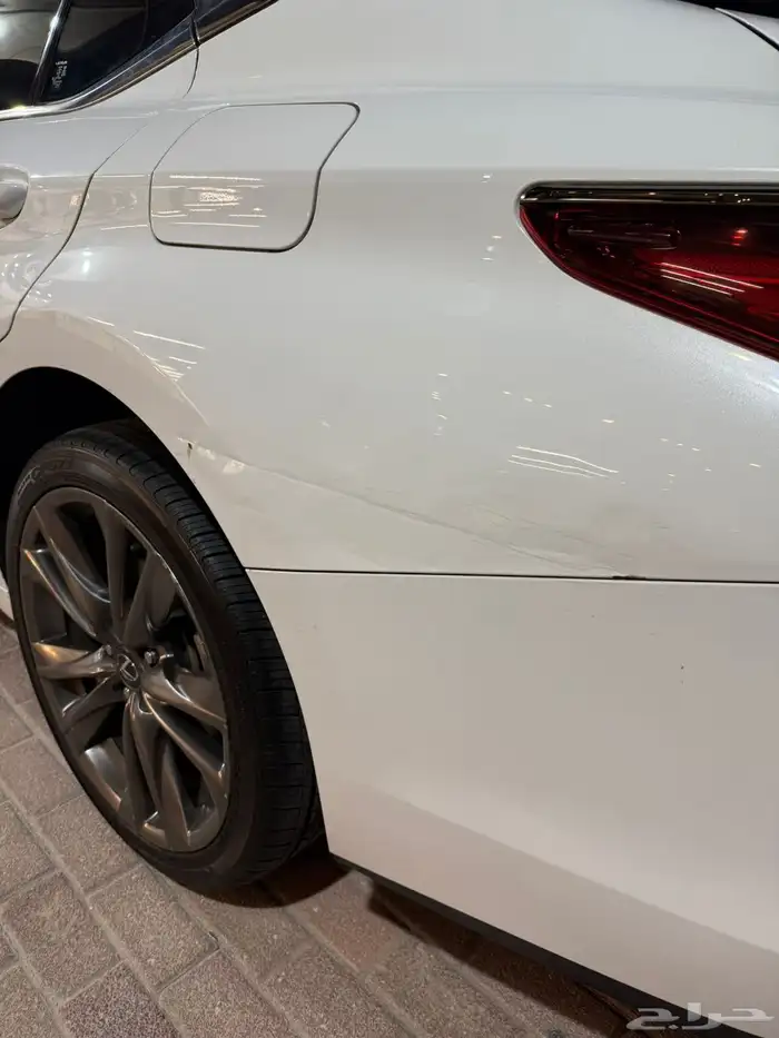 لكزس es350 f sport 2021 13
