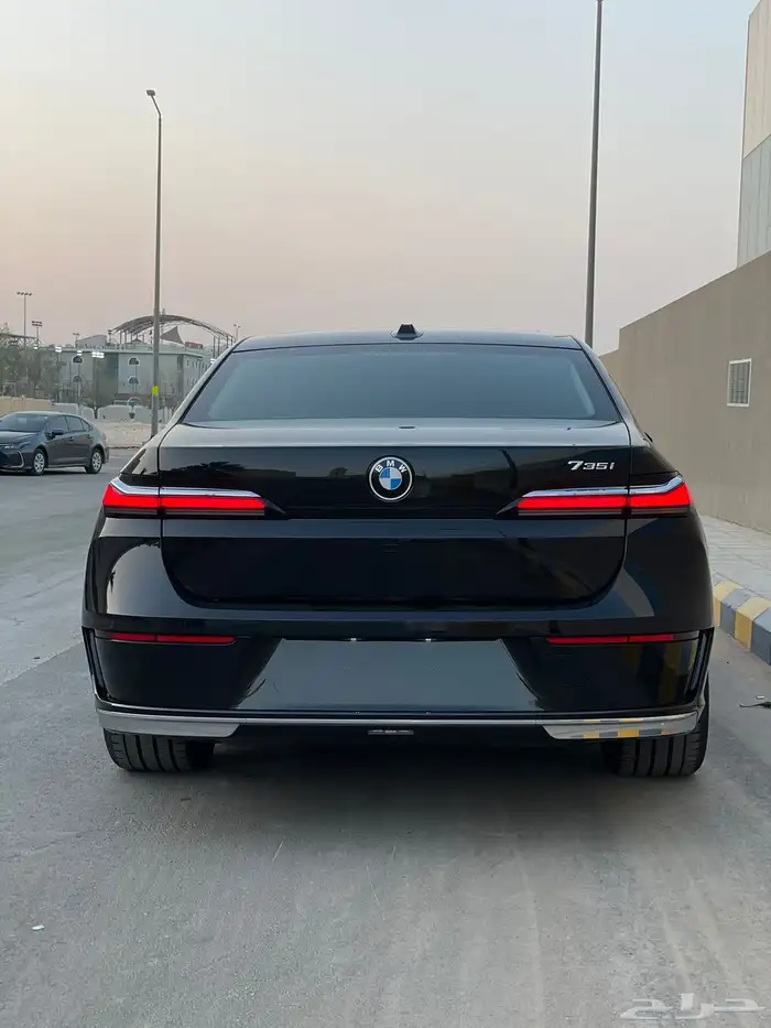 بي ام دبليو 735i وكالة جديد اصفار 2026 4