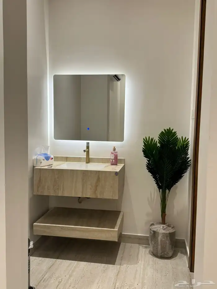 تاون هاوس راقي للإيجار (مؤثث بإثاث فاخر) 12