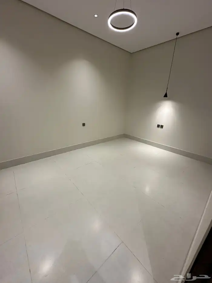 فيلا روف علوي للبيع حي الاخضر السعر 680 8