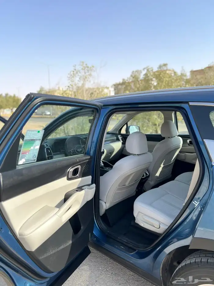 كيا سورنتو 2021 10