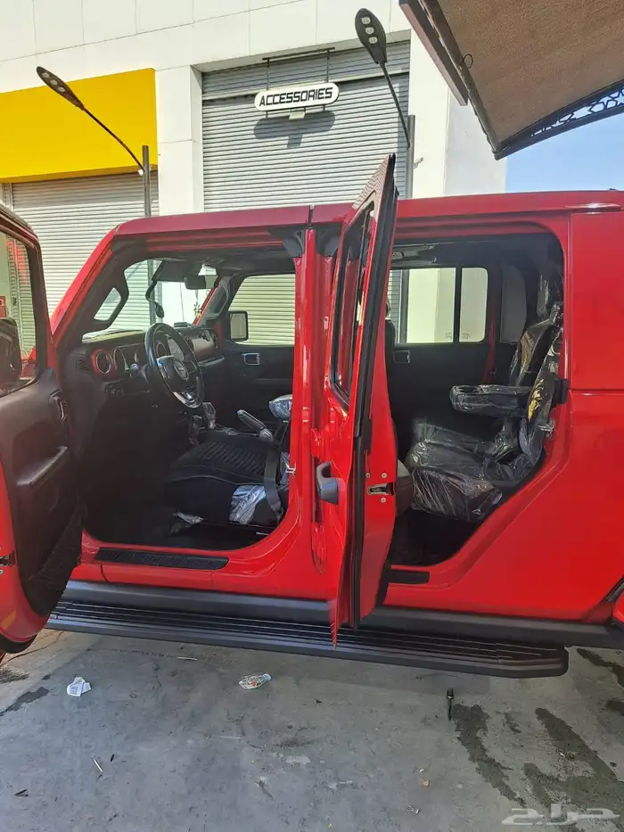 جيب جلاديتر روبيكون موديل 2021  فل كامل  أحمر 11