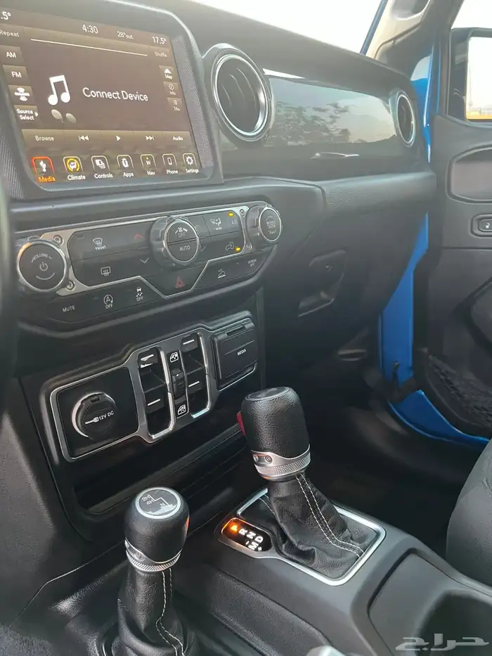 جيب رانجلر صحارى 2022 9