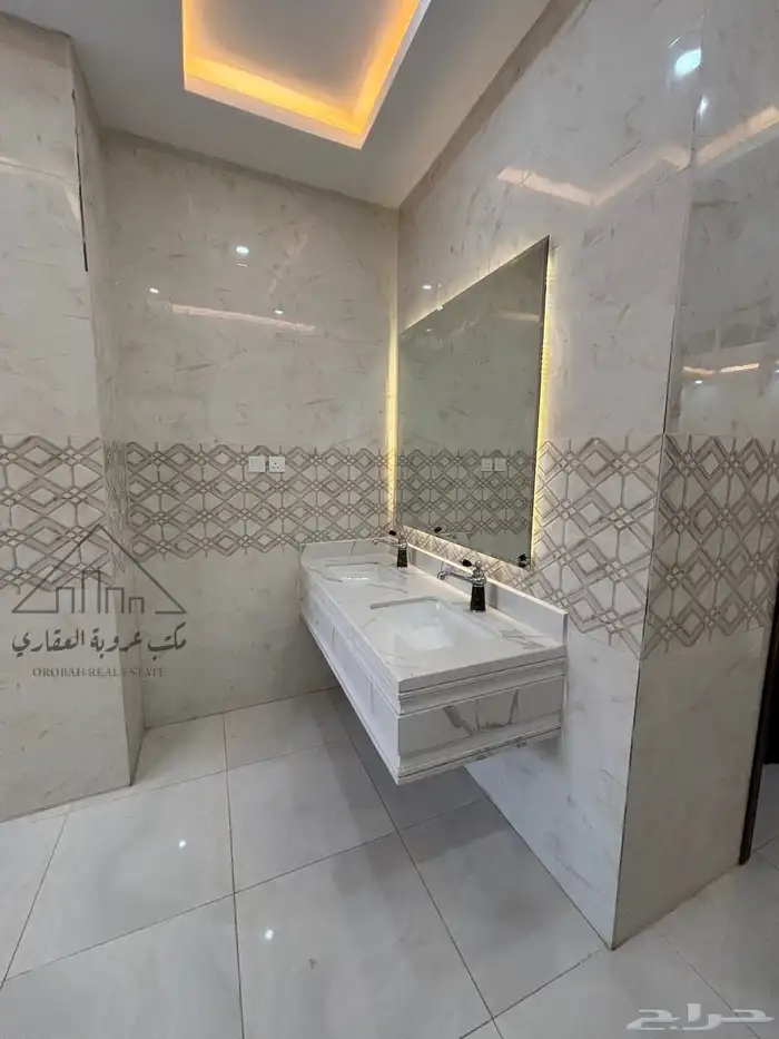 للبيع شقق تمليك دور ارضي مشب تبوك حي الاخضر 2