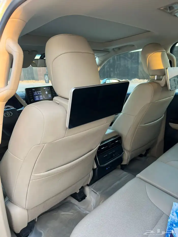 لاندكروزر GXR L4 2022 6