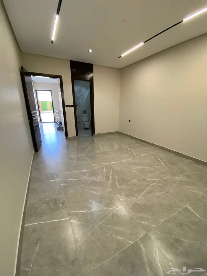 فيلا روف علوي للبيع حي الصفا السعر 680 9